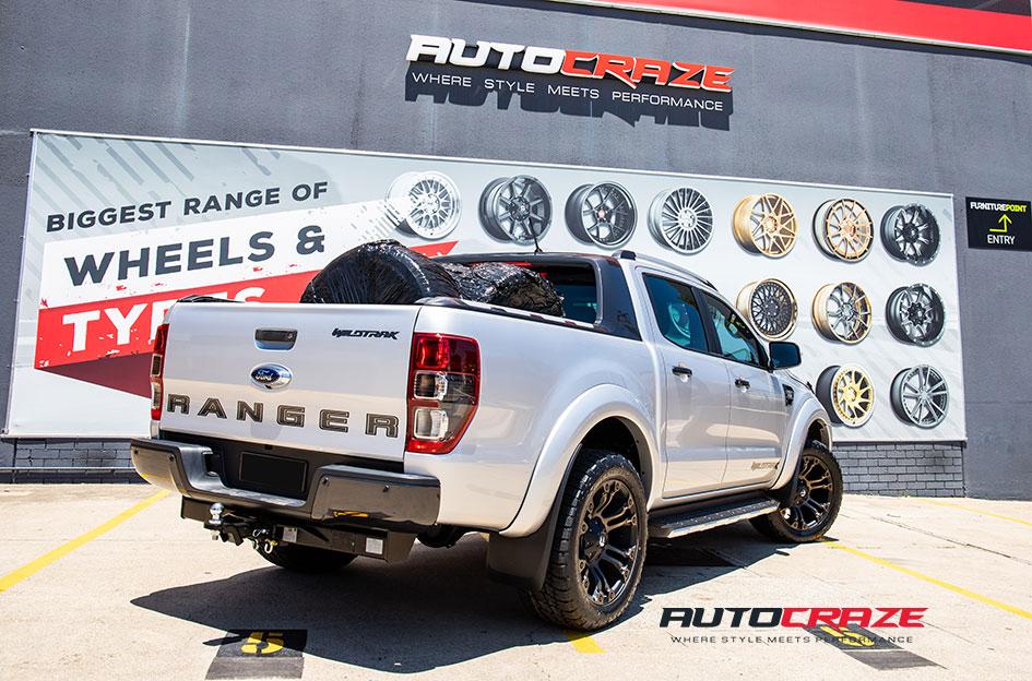 FORD-RANGER-VAPOR-BLACK-MACHINED-WITH-DARK-TINT
